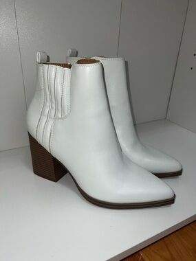 White Leather Ankle Boots with Block Heel